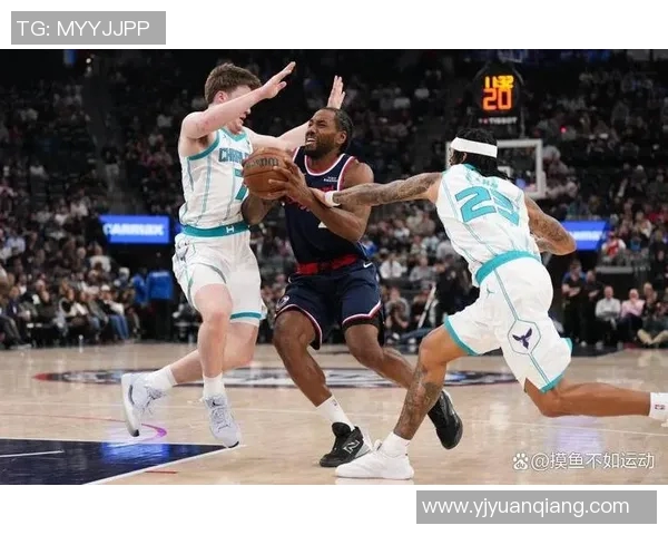 快船拿下黄蜂，近12战10胜超猛！伦纳德轰下35分，哈登总得分升至历史第9